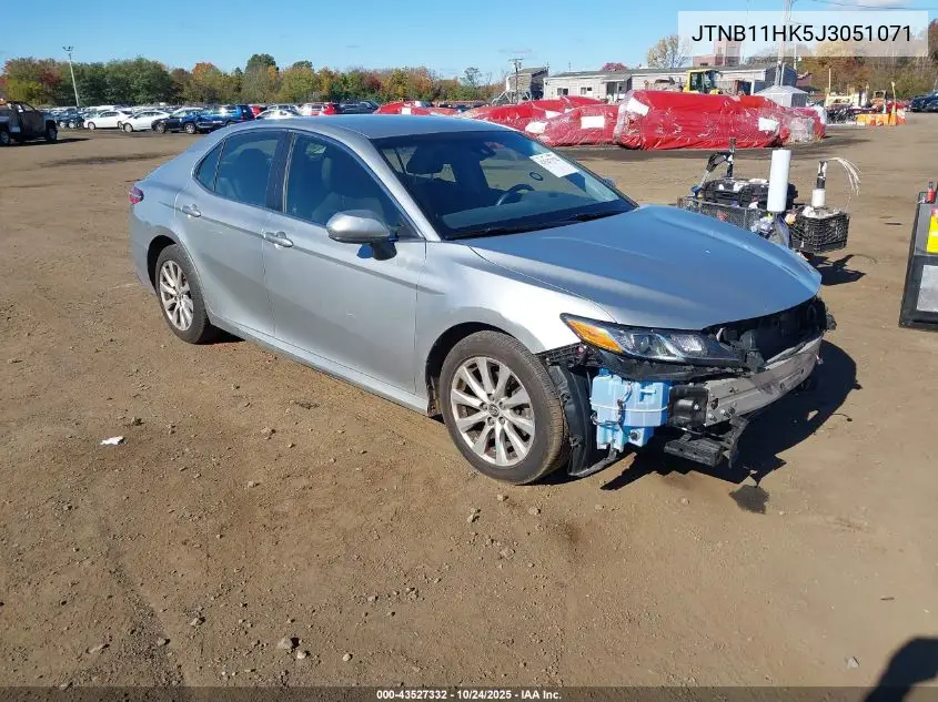 JTNB11HK5J3051071 2018 Toyota Camry Le