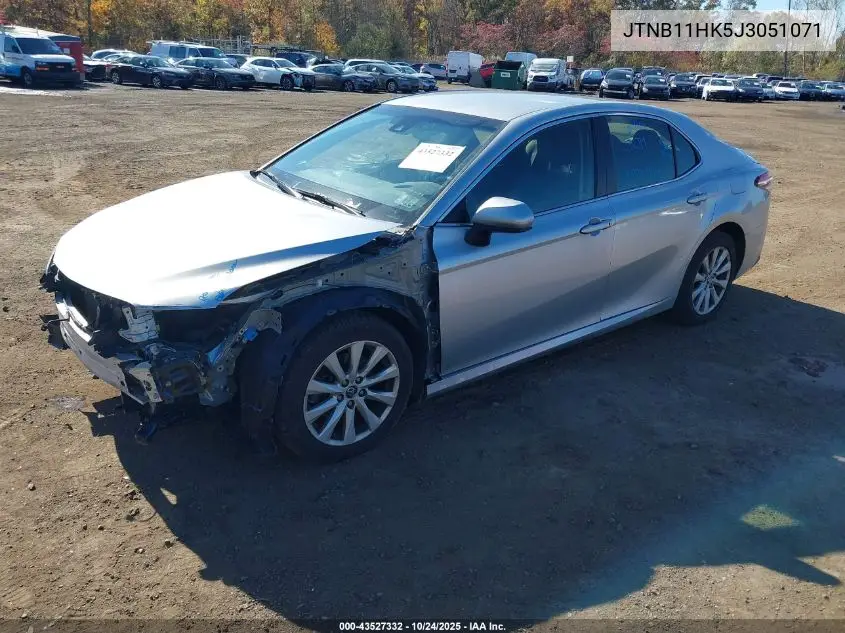 JTNB11HK5J3051071 2018 Toyota Camry Le