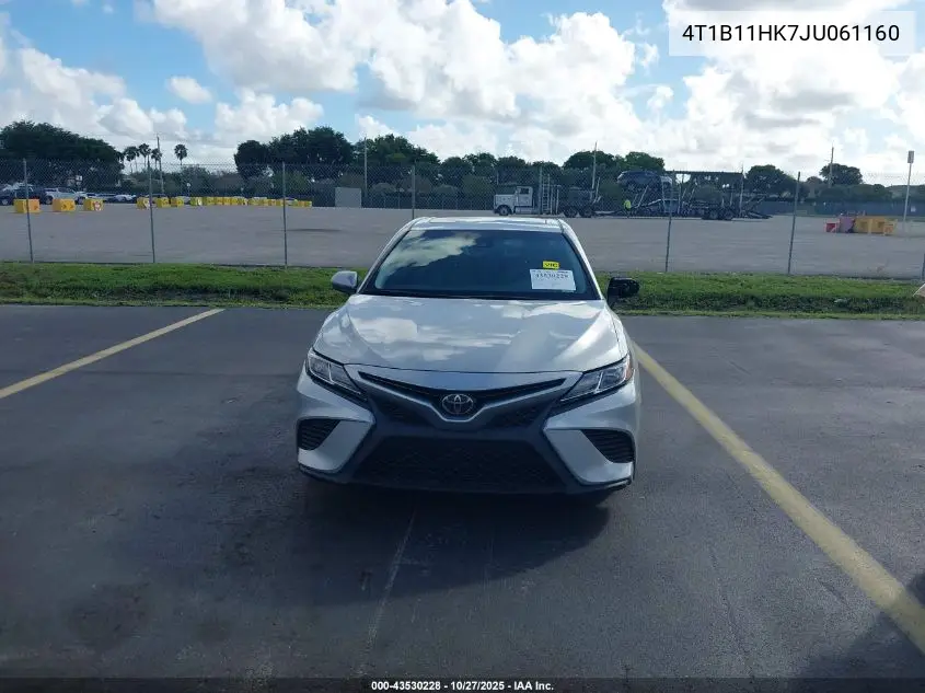 4T1B11HK7JU061160 2018 Toyota Camry Se