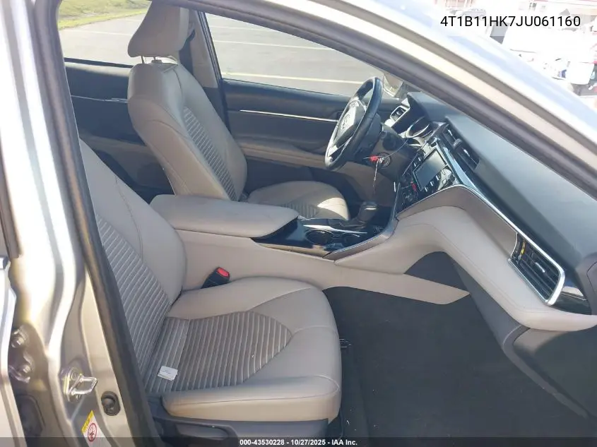 4T1B11HK7JU061160 2018 Toyota Camry Se