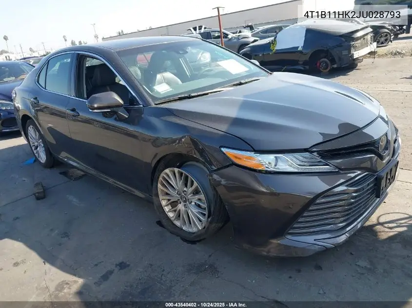 4T1B11HK2JU028793 2018 Toyota Camry Xle