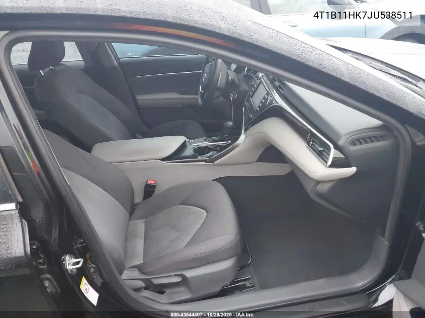 4T1B11HK7JU538511 2018 Toyota Camry Le