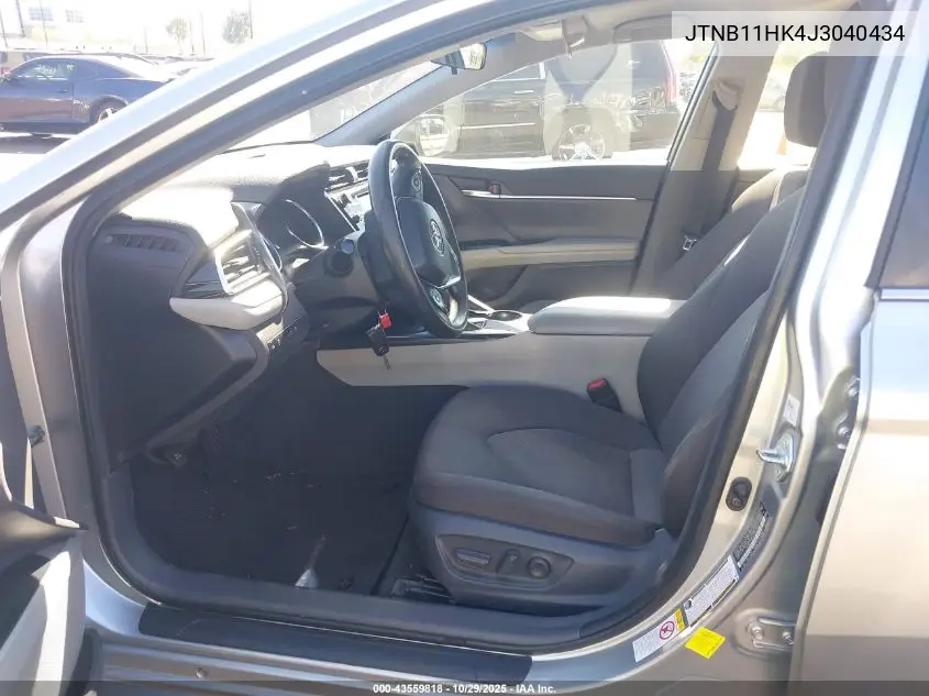 JTNB11HK4J3040434 2018 Toyota Camry Le