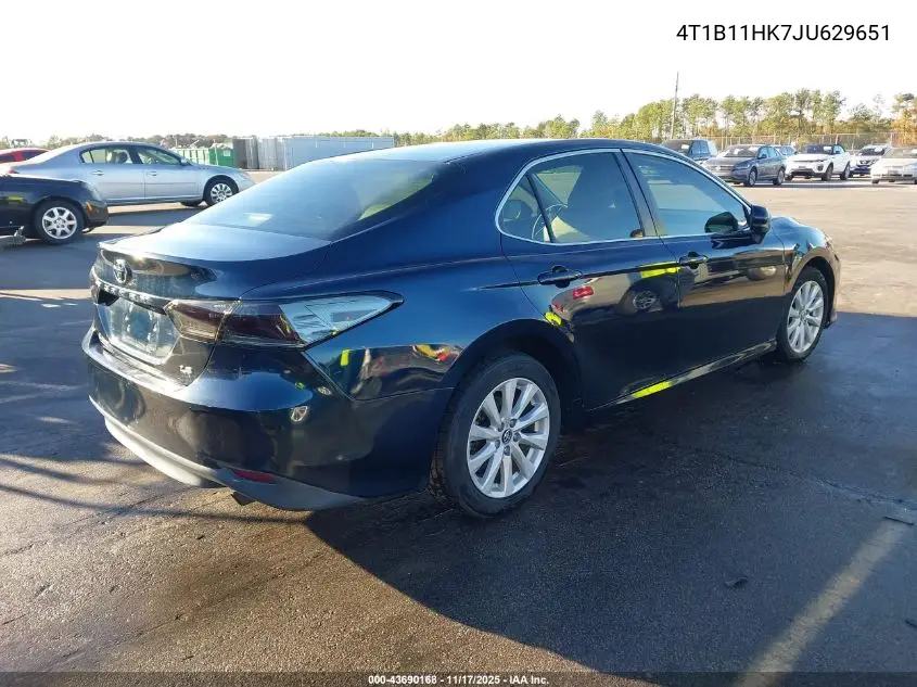 4T1B11HK7JU629651 2018 Toyota Camry Le