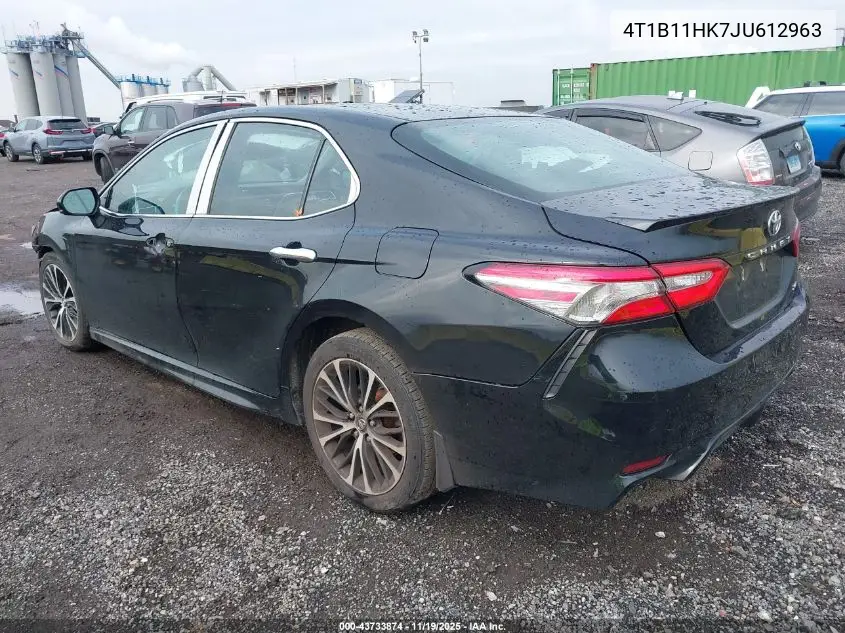 4T1B11HK7JU612963 2018 Toyota Camry Se