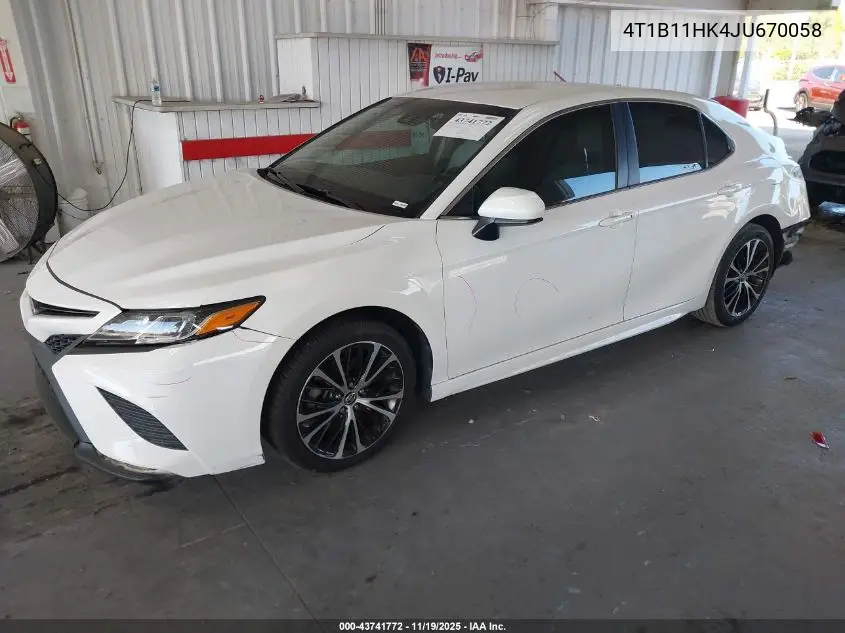 4T1B11HK4JU670058 2018 Toyota Camry Se