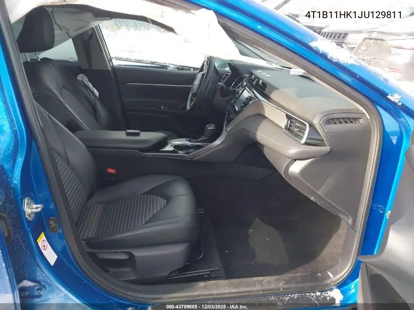 4T1B11HK1JU129811 2018 Toyota Camry Se