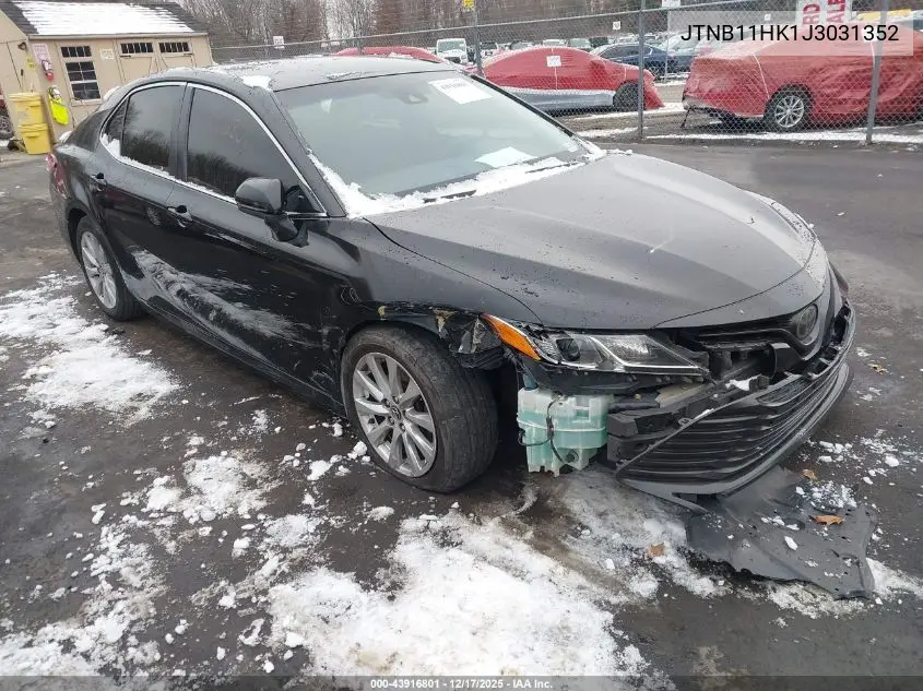 JTNB11HK1J3031352 2018 Toyota Camry Le