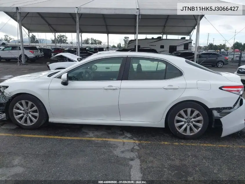 JTNB11HK5J3066427 2018 Toyota Camry Le