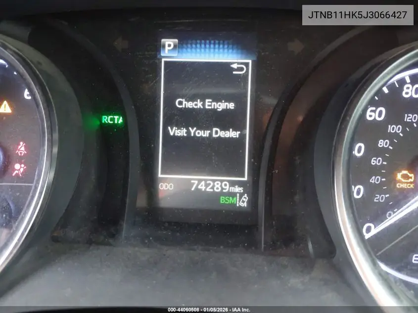 JTNB11HK5J3066427 2018 Toyota Camry Le