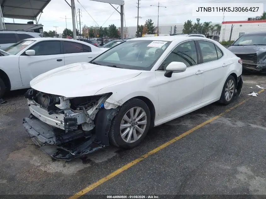 JTNB11HK5J3066427 2018 Toyota Camry Le