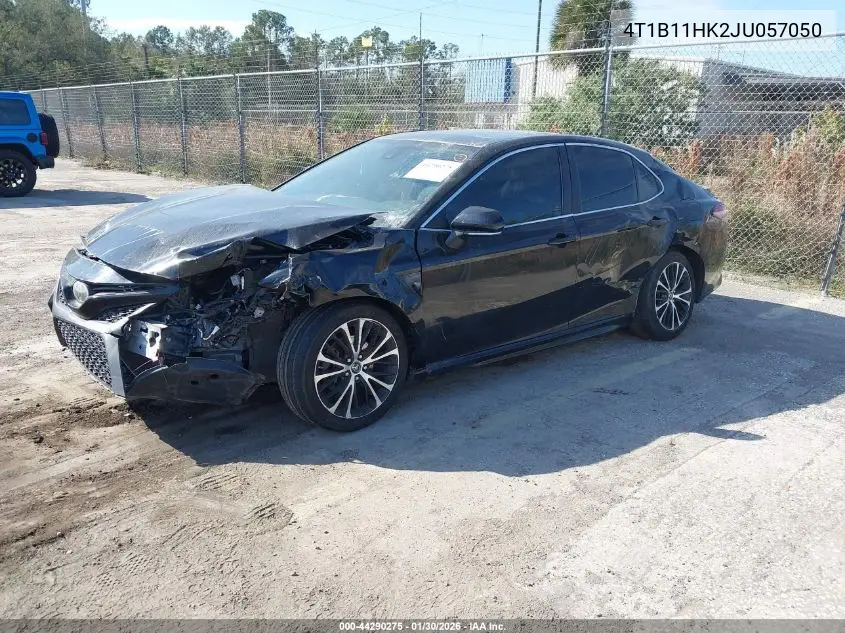 4T1B11HK2JU057050 2018 Toyota Camry Se