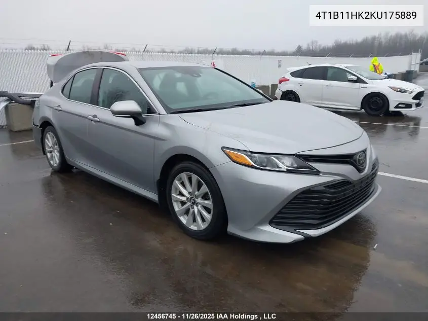 4T1B11HK2KU175889 2019 Toyota Camry Le