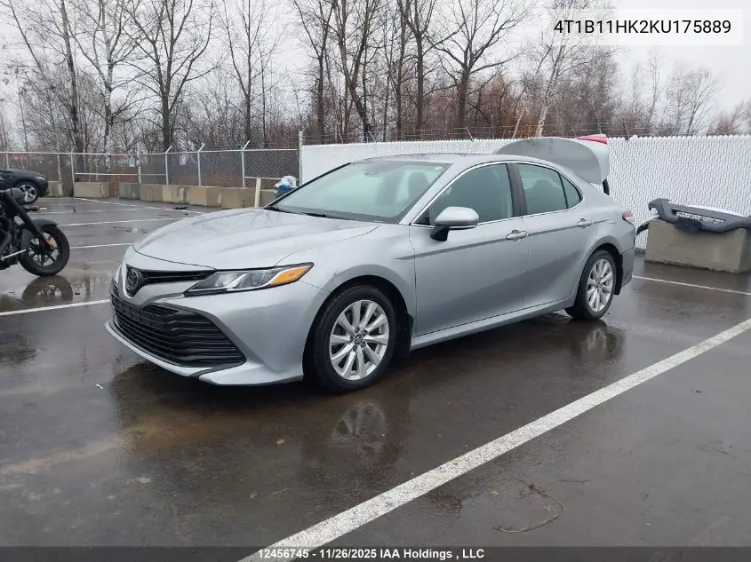 4T1B11HK2KU175889 2019 Toyota Camry Le