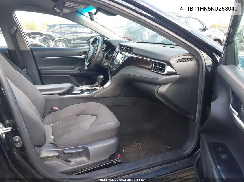 4T1B11HK5KU258040 2019 Toyota Camry Le