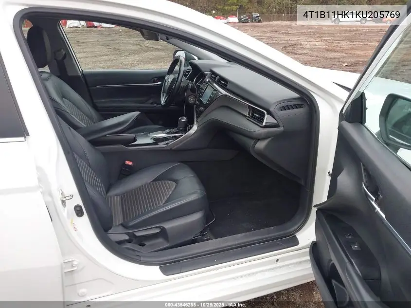 4T1B11HK1KU205769 2019 Toyota Camry Se
