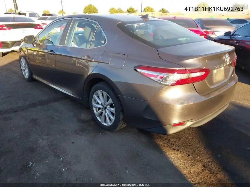 4T1B11HK1KU692763 2019 Toyota Camry Le