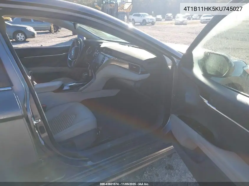 4T1B11HK5KU745027 2019 Toyota Camry Se
