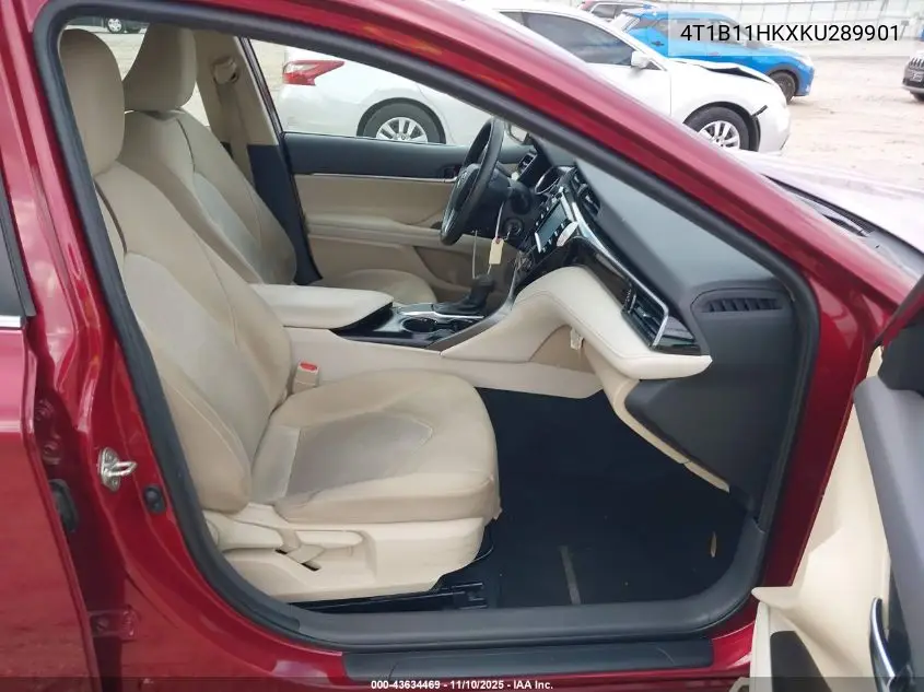 4T1B11HKXKU289901 2019 Toyota Camry Le