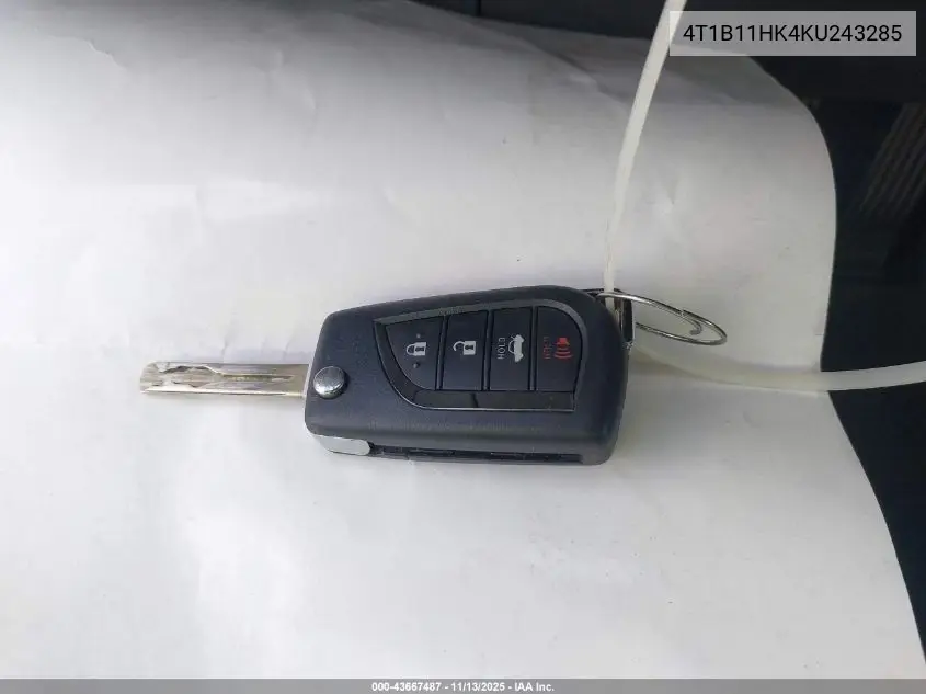4T1B11HK4KU243285 2019 Toyota Camry Se