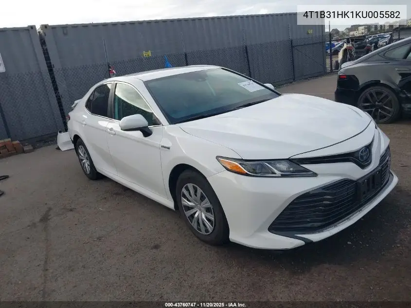 4T1B31HK1KU005582 2019 Toyota Camry Hybrid Le