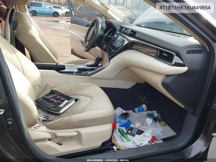 4T1B11HK1KU849854 2019 Toyota Camry Le