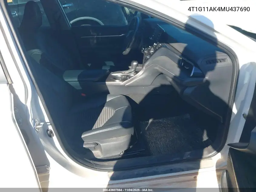 4T1G11AK4MU437690 2021 Toyota Camry Se