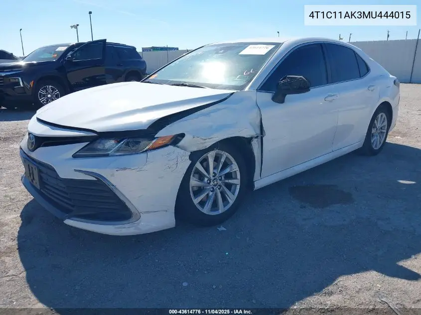 4T1C11AK3MU444015 2021 Toyota Camry Le