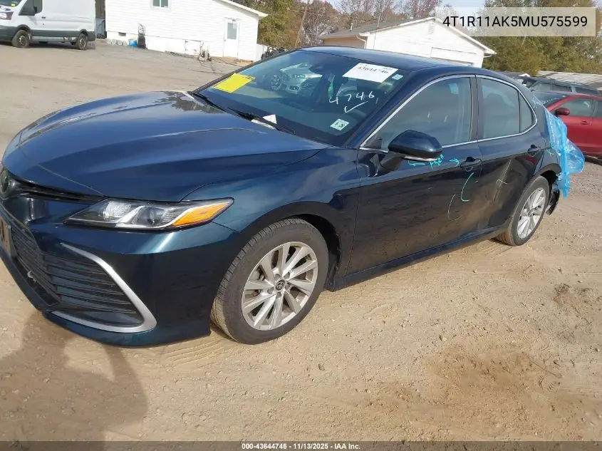 4T1R11AK5MU575599 2021 Toyota Camry Le