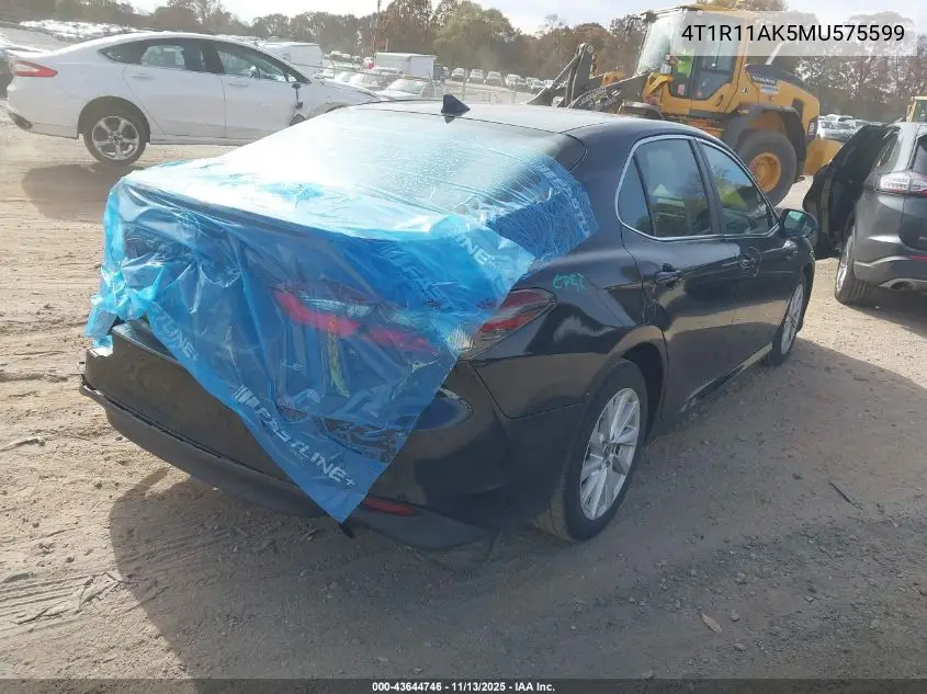 4T1R11AK5MU575599 2021 Toyota Camry Le