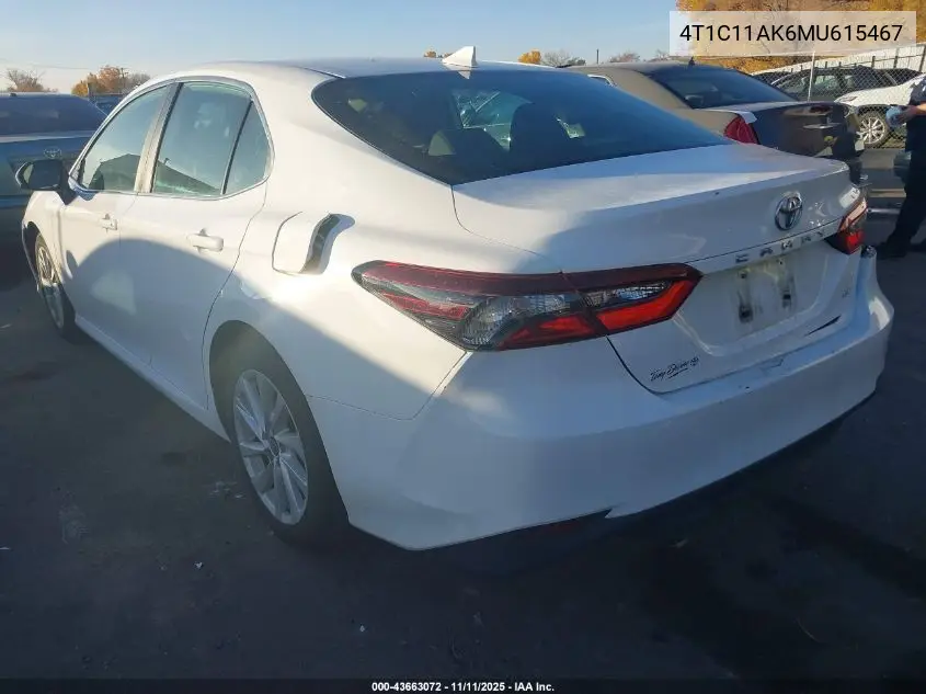 4T1C11AK6MU615467 2021 Toyota Camry Le