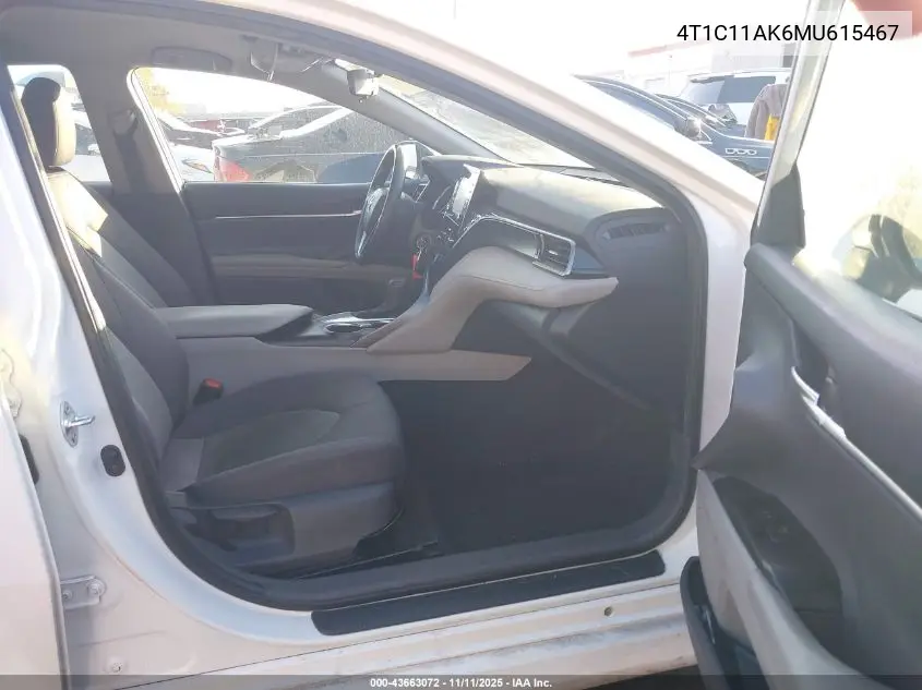 4T1C11AK6MU615467 2021 Toyota Camry Le