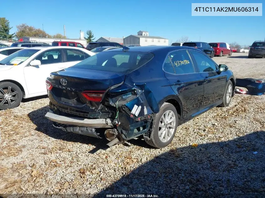 4T1C11AK2MU606314 2021 Toyota Camry Le