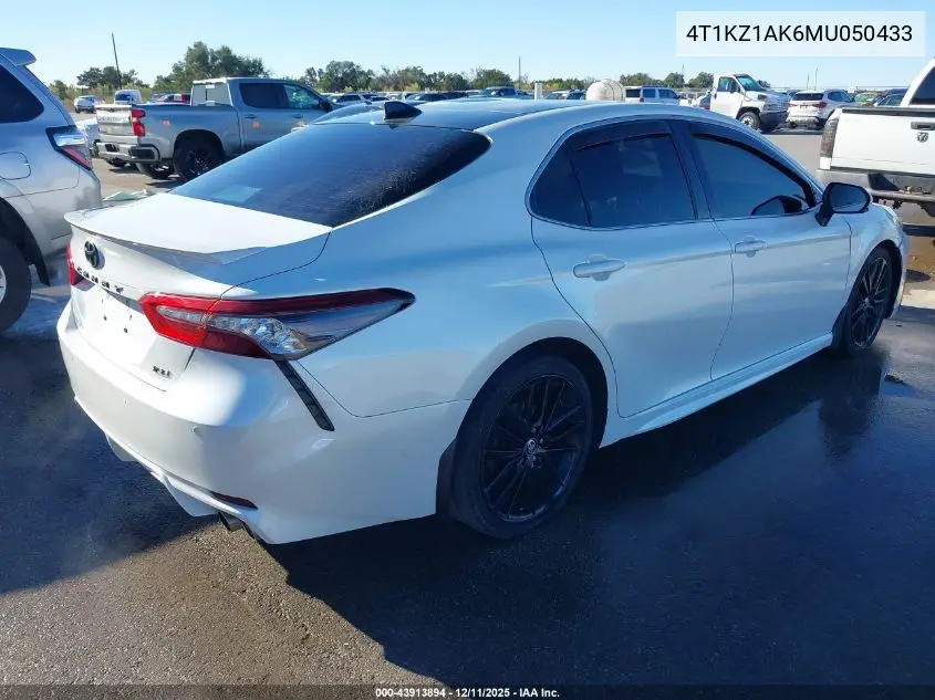 4T1KZ1AK6MU050433 2021 Toyota Camry Xse V6