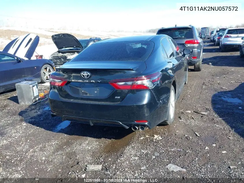 4T1G11AK2NU057572 2022 Toyota Camry Se