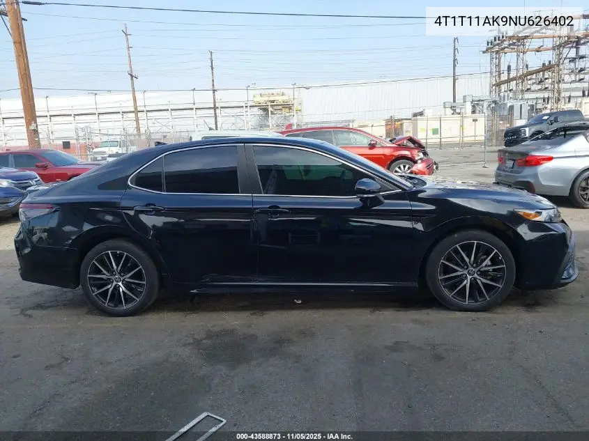 4T1T11AK9NU626402 2022 Toyota Camry Se