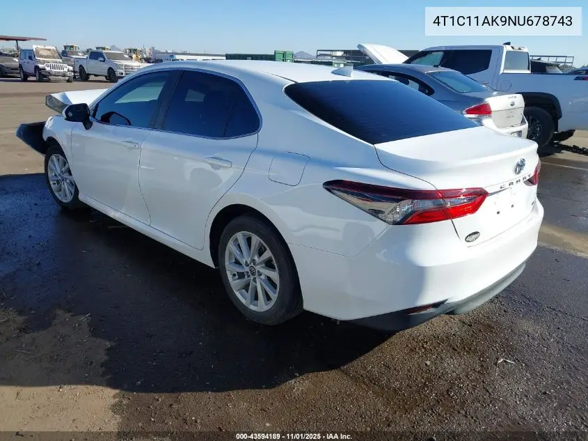 4T1C11AK9NU678743 2022 Toyota Camry Le