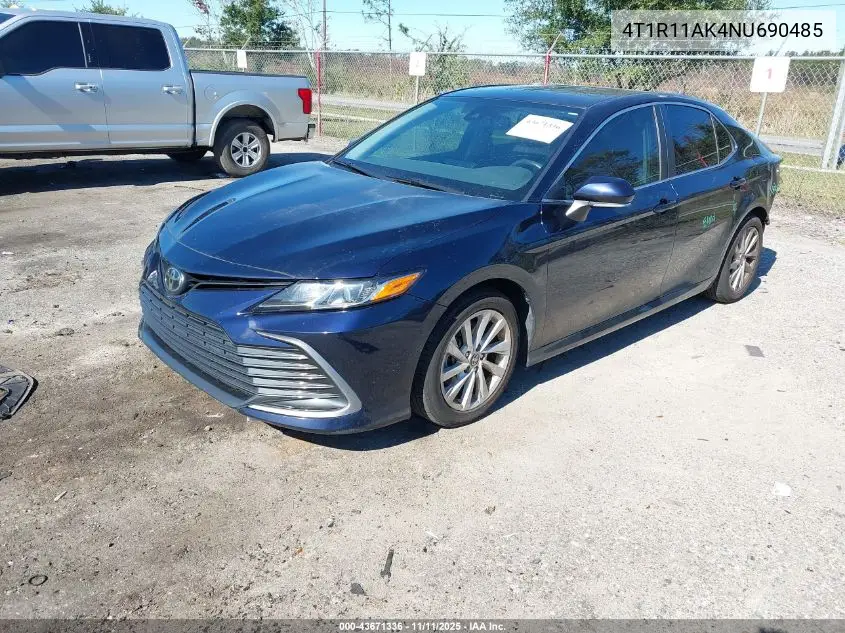 4T1R11AK4NU690485 2022 Toyota Camry Le