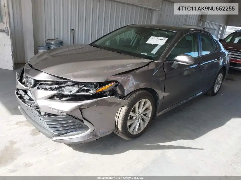 4T1C11AK9NU652255 2022 Toyota Camry Le
