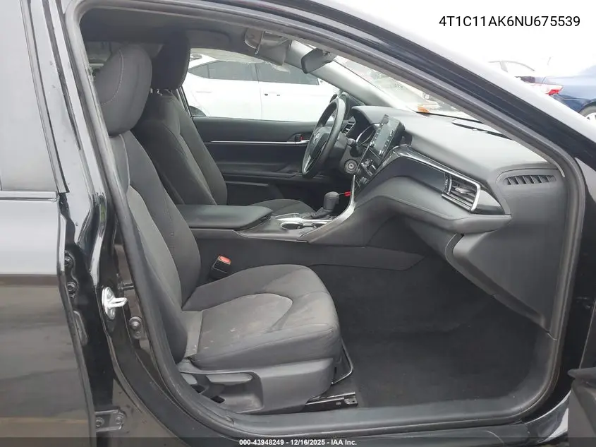 4T1C11AK6NU675539 2022 Toyota Camry Le
