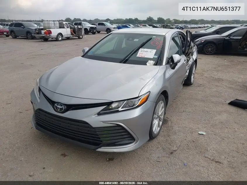 4T1C11AK7NU651377 2022 Toyota Camry Le