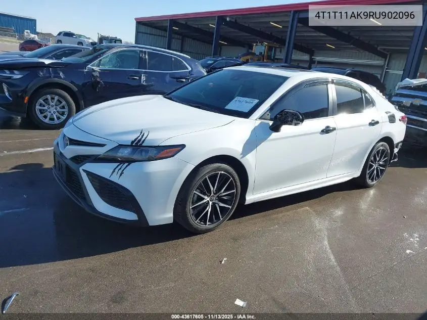 4T1T11AK9RU902096 2024 Toyota Camry Se