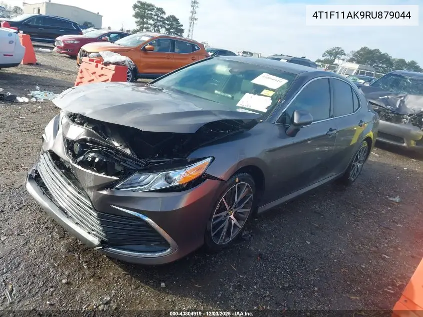 4T1F11AK9RU879044 2024 Toyota Camry Xle