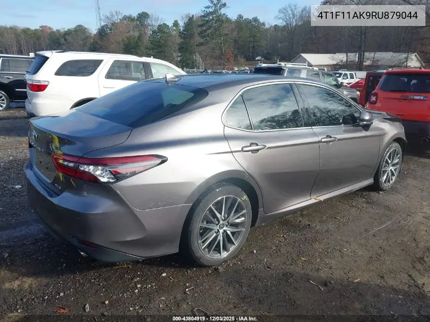 4T1F11AK9RU879044 2024 Toyota Camry Xle