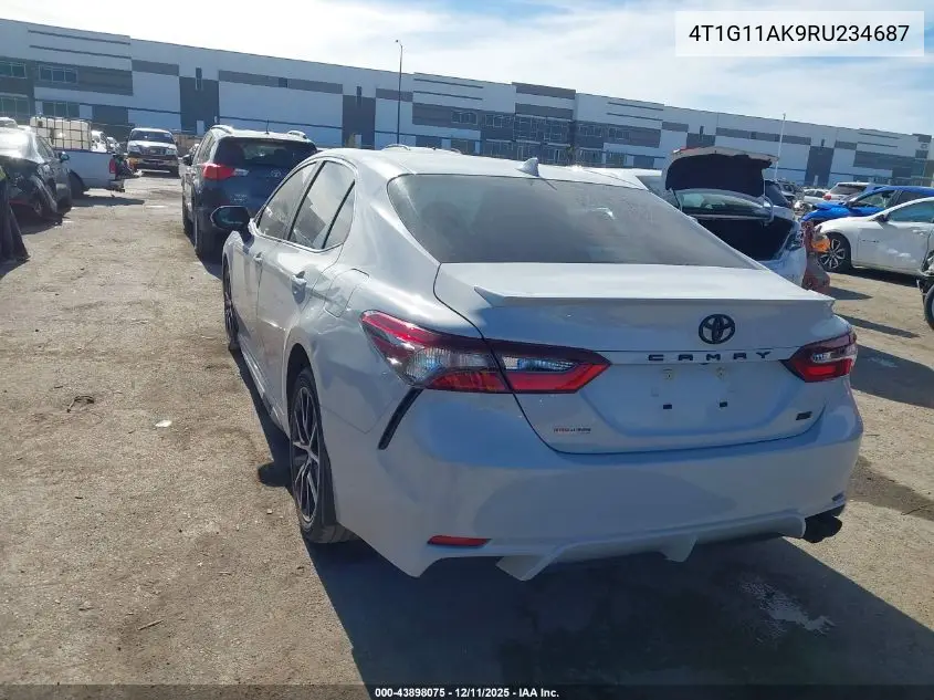 4T1G11AK9RU234687 2024 Toyota Camry Se