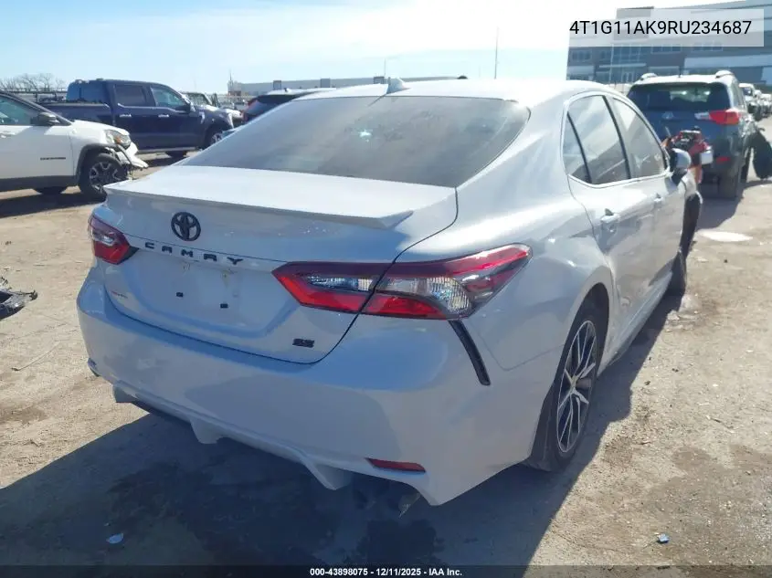 4T1G11AK9RU234687 2024 Toyota Camry Se