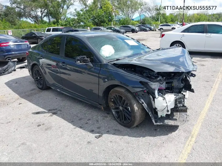 4T1DAACKXSU555577 2025 Toyota Camry Se