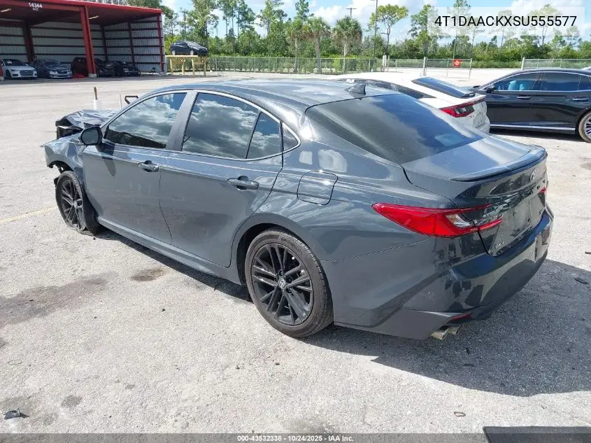 4T1DAACKXSU555577 2025 Toyota Camry Se