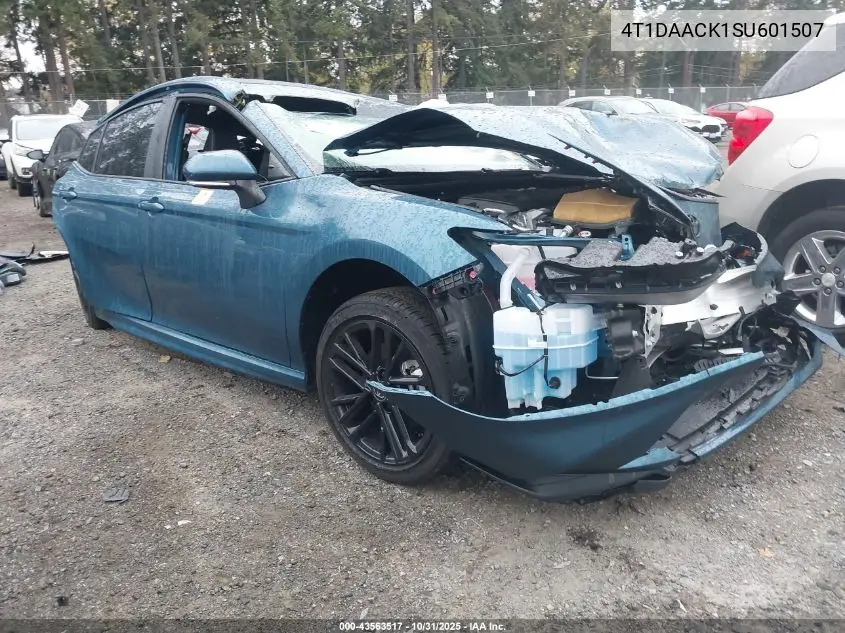 4T1DAACK1SU601507 2025 Toyota Camry Se