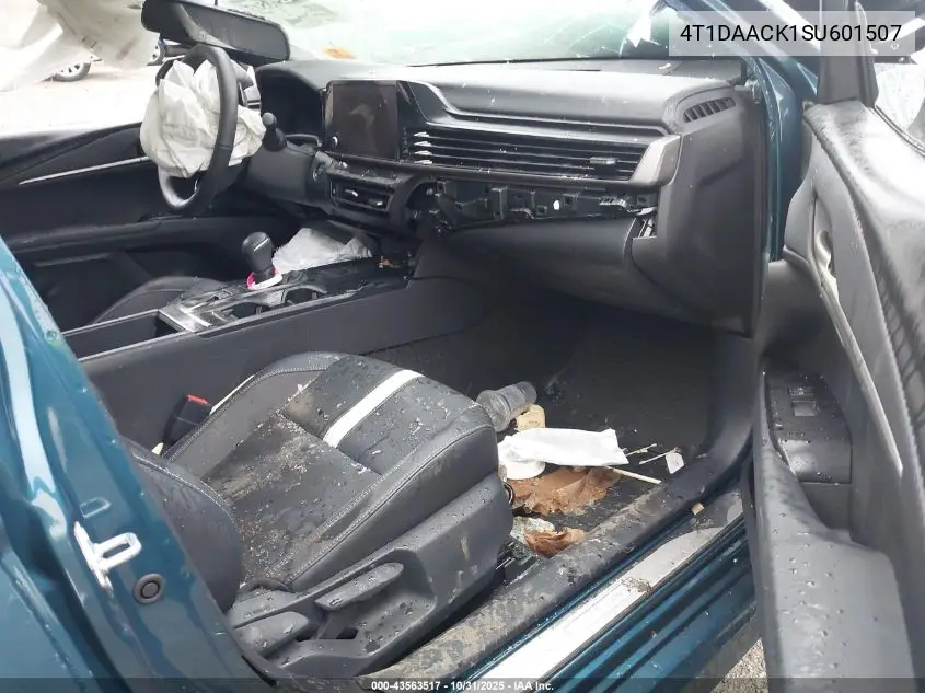 4T1DAACK1SU601507 2025 Toyota Camry Se